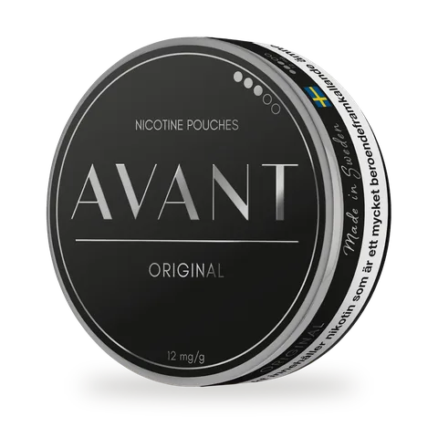 Avant Original — A traditional smokeless tobacco flavour profile in a slim white-pouch format, white pouch by Kurbits, Sweden
